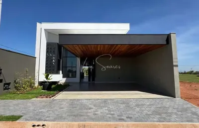 Casa á venda no condominio boa vista: casa com garagem ampla pra carros e motos, 3 suítes e uma delas com closet, cozinha, sala de tv e piscina