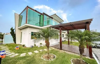 Luxuosa casa com 4 dormitórios à venda, 320 m² por r$ 1.250.000 - centro - são pedro da aldeia/rj