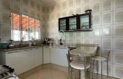 Sobrado + 5 salas comerciais com 3 dormitórios (1 suíte) à venda, 430 m² por r$ 800.000 - residenci