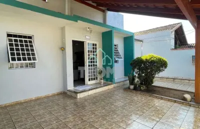 Casa com 3 dormitórios (1 suíte) à venda, 170 m² por r$ 545.000 - independência - taubaté/sp