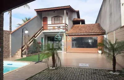 Sobrado com 6 dormitórios sendo 1 suíte à venda, 205 m² por r$ 905.000 - granja bela vista - taubat