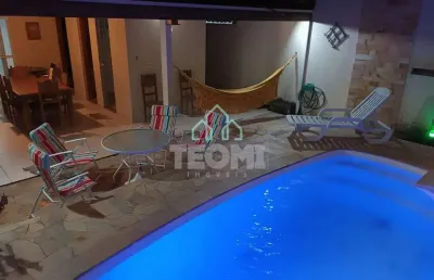Sobrado com 3 dormitórios sendo 1 suíte à venda, 200 m² por r$ 900.000 - parque esperança - taubaté