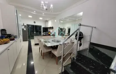 Sobrado com 5 dormitórios à venda, 320 m² por r$ 1.500.000,00 - campos do conde louvre - tremembé/s