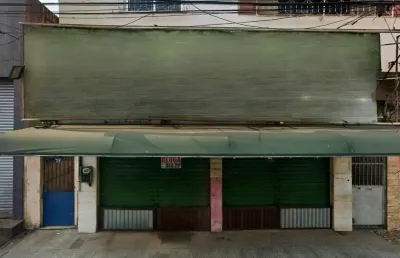 Loja ampla em frente ao supermarket no centro de nova iguaçu