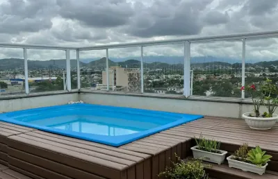 Cobertura de alto padrão em nova iguaçu, com piscina privativa e do condomínio