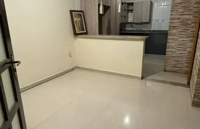 Casa com 2 quartos para alugar na Rua Dez, 35, Caioaba, Nova Iguaçu
