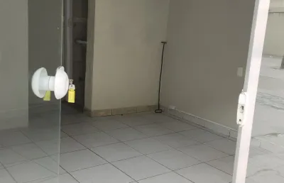 Sala comercial com 1 sala para alugar na Avenida Doutor Luiz Guimarães, 269, Centro, Nova Iguaçu