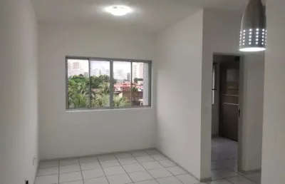 Apartamento com 2 quartos à venda na Rua Farias Lemos, Messejana, Fortaleza