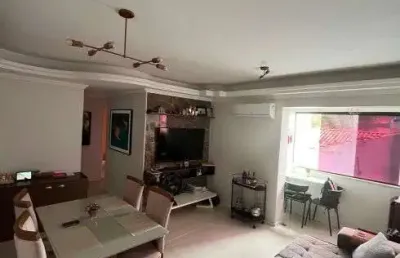 Apartamento com 3 quartos à venda na Rua Professor Jacinto Botelho, Guararapes, Fortaleza
