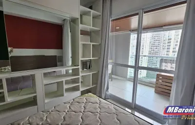 Aluga se apartamento mobiliado em prédio luxuoso e excelente localização