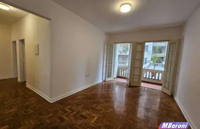 Apartamento totalmente reformado a venda na santa cecilia 123m²