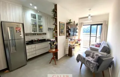 Apartamento com ar-condicionado, móveis planejados, ótima localização