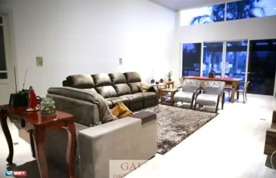 Imponente casa em condomínio à venda em atibaia-sp  5 quartos, 5 suítes, 3 salas, 7 banheiros, 3 vagas, 347m²  bairro condomínio porto atibaia