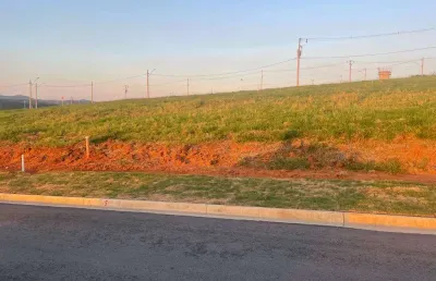Terreno à venda em condomínio por r$350mil, 360m² de área