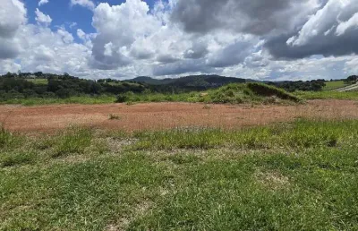 Excelente terreno com topografia plano, linda vista panorâmica no portal lamis