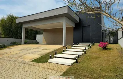 Linda casa térrea  em condomínio alto padrão em atibaia