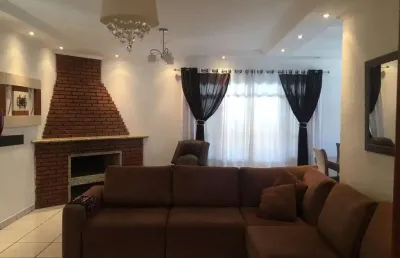 Casa à venda com 3 quartos(1suite), piscina,  edícula