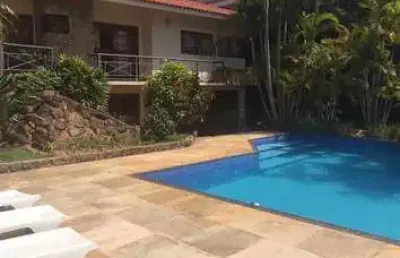 Casa no condomínio osato com 4 quartos, com piscina e paisagismo, num terreno de 1.000m²