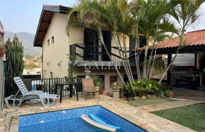 Casa à venda em atibaia-sp, jardim maristela: 3 quartos, 1 suíte, 2 salas, 3 banheiros, 5 vagas de garagem, 310m².