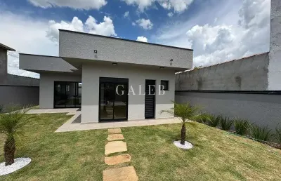 Imperdível casa à venda em atibaia-sp, no bairro serras de atibaia 2: 3 quartos, 1 suíte, 2 salas, 3 banheiros, 4 vagas, 384m².