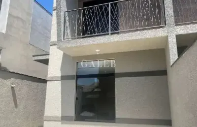 Linda casa à venda em atibaia-sp, com 3 quartos, 3 suítes  na vila petrópolis!