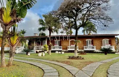 Chácara com 5 quartos à venda, e muita estrutura de lazer