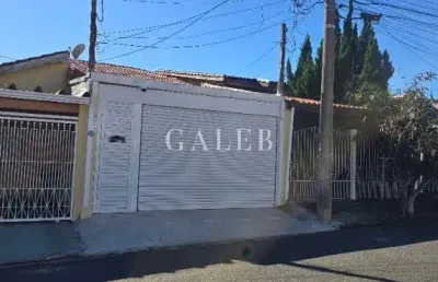 Casa à venda em atibaia-sp no jardim alvinópolis: 2 quartos, 2 suítes, 3 banheiros, 2 vagas de garagem e 80,35m².