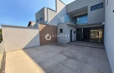 Vende-se casa de alto padrão no jardim belvedere, volta redonda, rj: oportunidade única de moradia