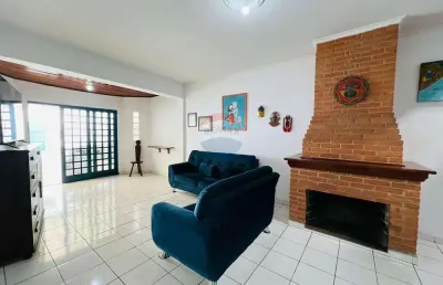 Casa com 5 quartos para alugar na Vila Júlia, Poá 