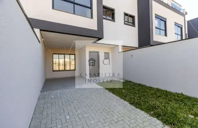 Sobrados triplex no bairro cajuru internos e externos 3 quartos com terraço 136m2