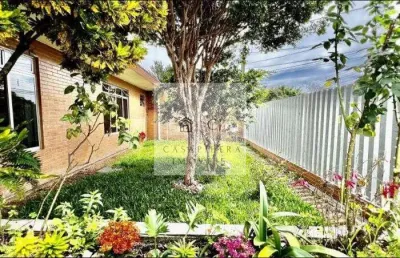 Casa térrea 4 quartos com edícula no bairro cajuru 162m2