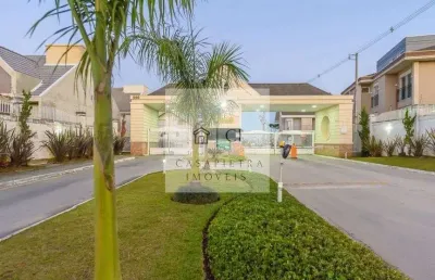 Triplex mobiliado em condomínio fechado atuba 312m2