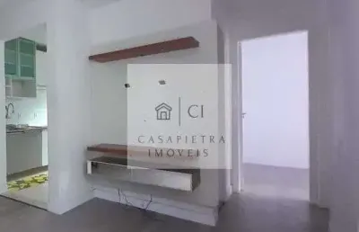 Apartamento semi-mobiliado 2 quartos bairro santa cândida 44m2