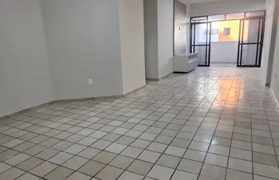 Apartamento com 4 quartos para alugar no Manaíra, João Pessoa 