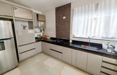 Sobrado com 3 dormitórios, sendo uma suíte à venda, 160 m² por r$ 750.000 - umbará - curitiba/pr