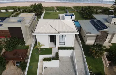 Casa alto padrão - espetacular , frente mar - barra de jacuípe