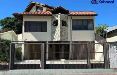 Casa com 3 dormitórios à venda, 265 m² por r$ 1.850.000,00 - capoeiras - florianópolis/sc