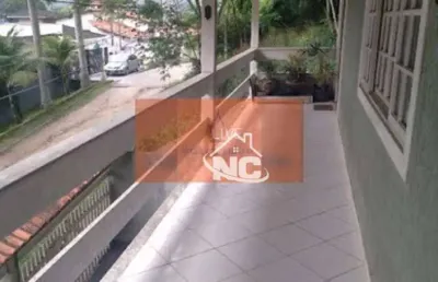 Casa com 3 dormitórios à venda, 191 m² por r$ 560.000,00 - maravista - niterói/rj