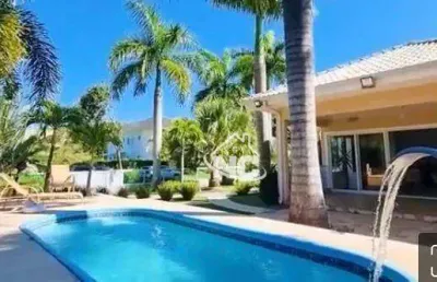 Casa com 4 quartos à venda, 329 m² por r$ 1.600.000 - ubatiba - maricá/rj