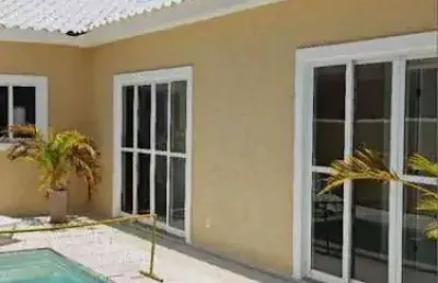 Casa em maricá com 3 quartos à venda, 300 m² por r$ 950.000 - cajueiros (itaipuaçu) - maricá/rj