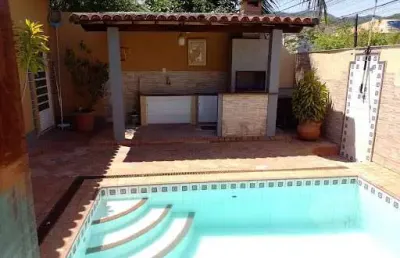Casa com 3 quartos à venda, 130 m² por r$ 730.000 - itaipu - niterói/rj