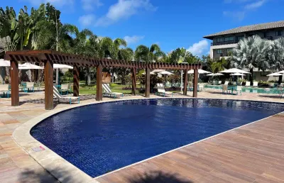 Casa em condomínio fechado com 4 quartos à venda na Avenida Portuaria, S/N, Praia de Muro Alto, Ipojuca
