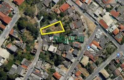 Terreno à venda na Rua Paracatu, Bom Retiro, Betim