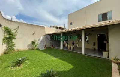 Casa com 2 quartos à venda na Rua Alecrin, Monte Verde, Betim