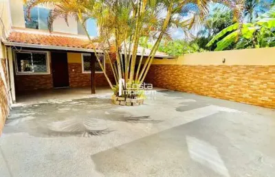 Casa com 3 quartos à venda na Rua Heitor Santos, 51, Centro, Camboriú