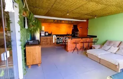 Terreno de 450m² com casa e cabana a 200m da praia em penha/sc