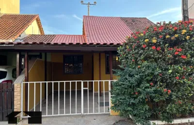 Casa em condomínio fechado com 2 quartos para alugar na Rua Cosmorama, 700, Cosmorama, Mesquita