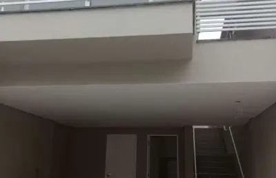 Sobrado a venda com 135m2, 3 quartos e 4 vagas em  osasco