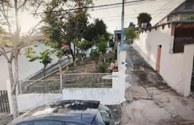 Casa a venda no jaguare, sao paulo: 3 dormitorios, 4 garagens, quintal com grama!