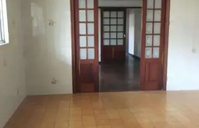 Casa a venda com 3 dormitorios e area de lazer completa na bela vista, osasco